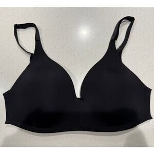 SOMA Vanishing 360 Wireless Bra in Black 32C